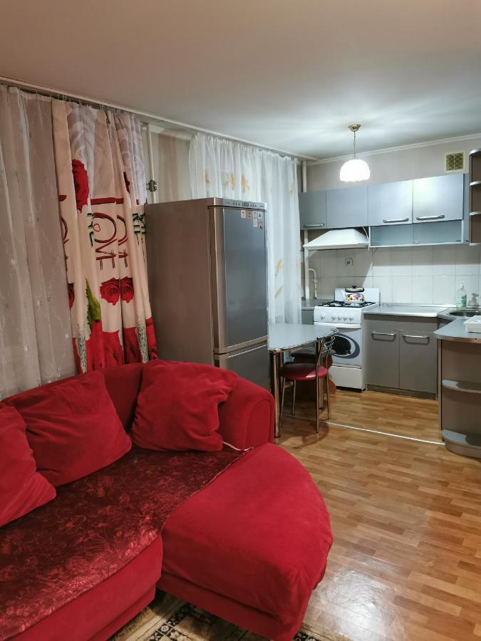 2 Комн Квартира В Центре По Пушкина Kostanay Exterior foto